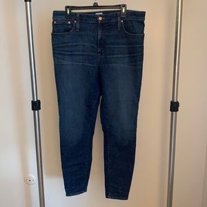 Jcrew Curvy Toothpick Jeans Size 33